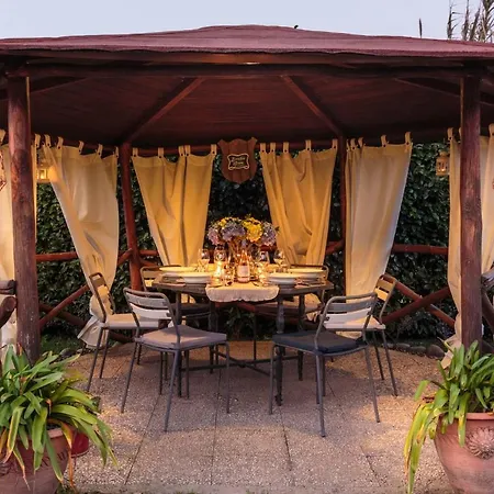 Catia Farmhouse, Three Luxury Bedrooms, A Jacuzzi Pool And A Dream-like Getaway Experience Villa