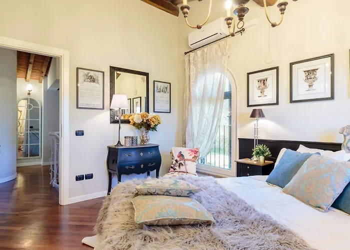 Вилла Catia Farmhouse, Three Luxury Bedrooms, A Jacuzzi Pool And A Dream-like Getaway Experience Капаннори