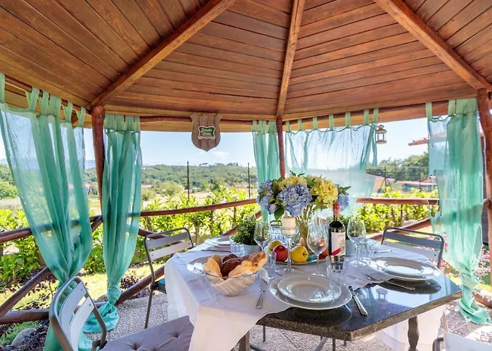 Catia Farmhouse, Three Luxury Bedrooms, A Jacuzzi Pool And A Dream-like Getaway Experience Вилла